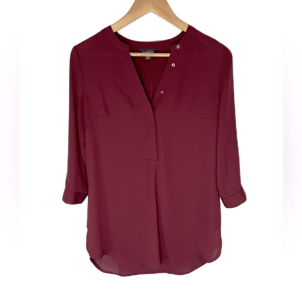 La Chateau 3/4 sleeve top in burgundy.